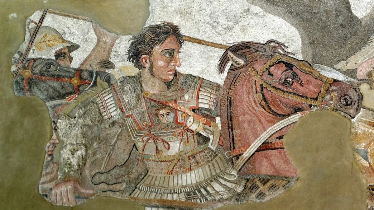 Eine verlorene antike Stadt, gegründet von Alexander dem Großen, unter dem Sand der irakischen Wüste entdeckt