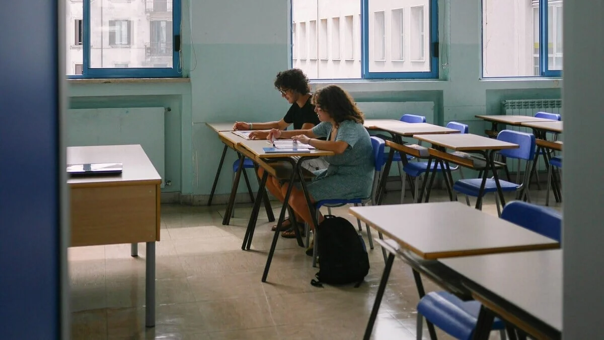 In Deutschland machen Schülerinnen und Schüler Fortschritte und haben im privaten Schulwesen mehr Erfolg als im öffentlichen, hier ist warum