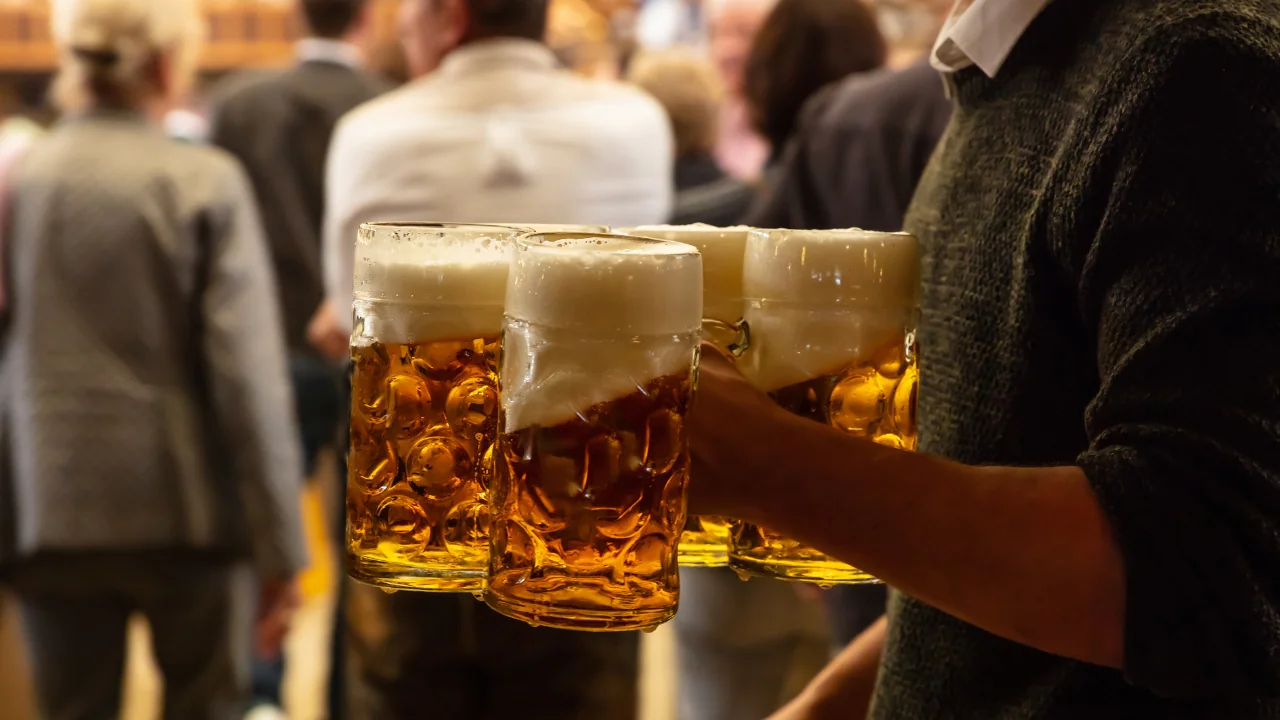 Unsere Neigung zum Alkohol hätte ihren Ursprung bei unseren Vorfahren vor mehr als 10 Millionen Jahren