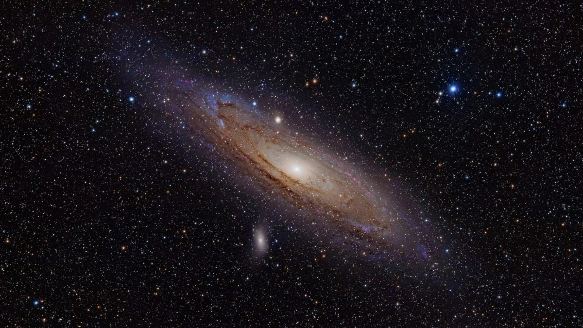 Warum rast eine Galaxie direkt auf uns zu, entgegen der Bewegung aller anderen?